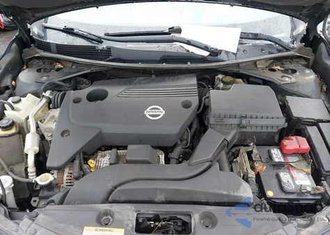 2015 Nissan Altima 2.5/2.5 S/2.5 Sl/2.5 Sv z USA, uszkodzony, nr VIN 1N4AL3AP3FN888558